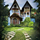 The HousE of the unYielding, Magical, and Charming Adventurers